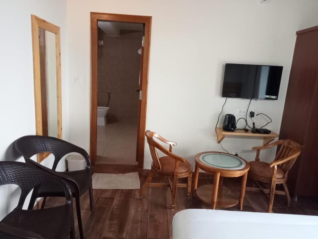 The Kumaon Retreat Hotel Nainital Room photo